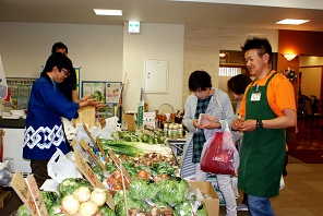 4月17日より グリーンパレス物産市